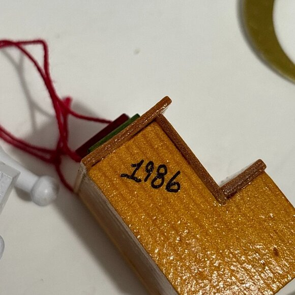 Vintage Wooden Musical Christmas Tree Ornaments Set Instrument Piano 10 Piece - Picture 10 of 15